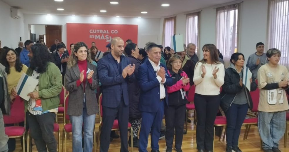 Cutral Co entregó forraje a productores rurales y anunció una segunda etapa para fin de año